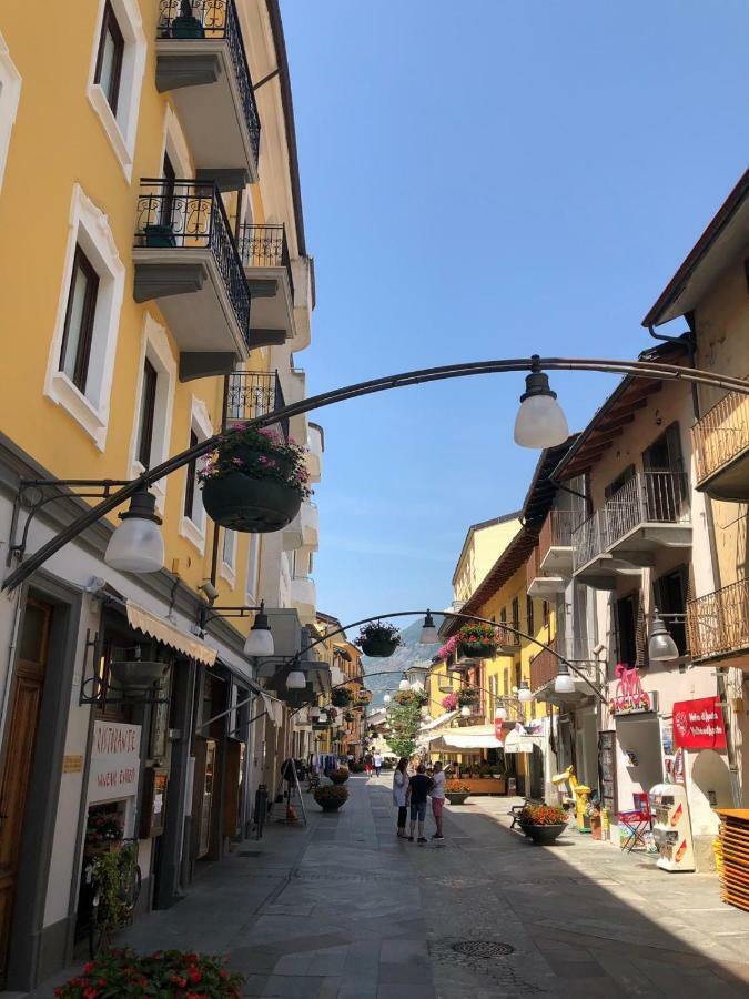 Il Nido Lägenhet Saint-Vincent Exteriör bild